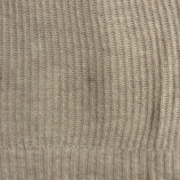 Everlane Cocoon Sweater in Alpaca - Picture 3 of 4